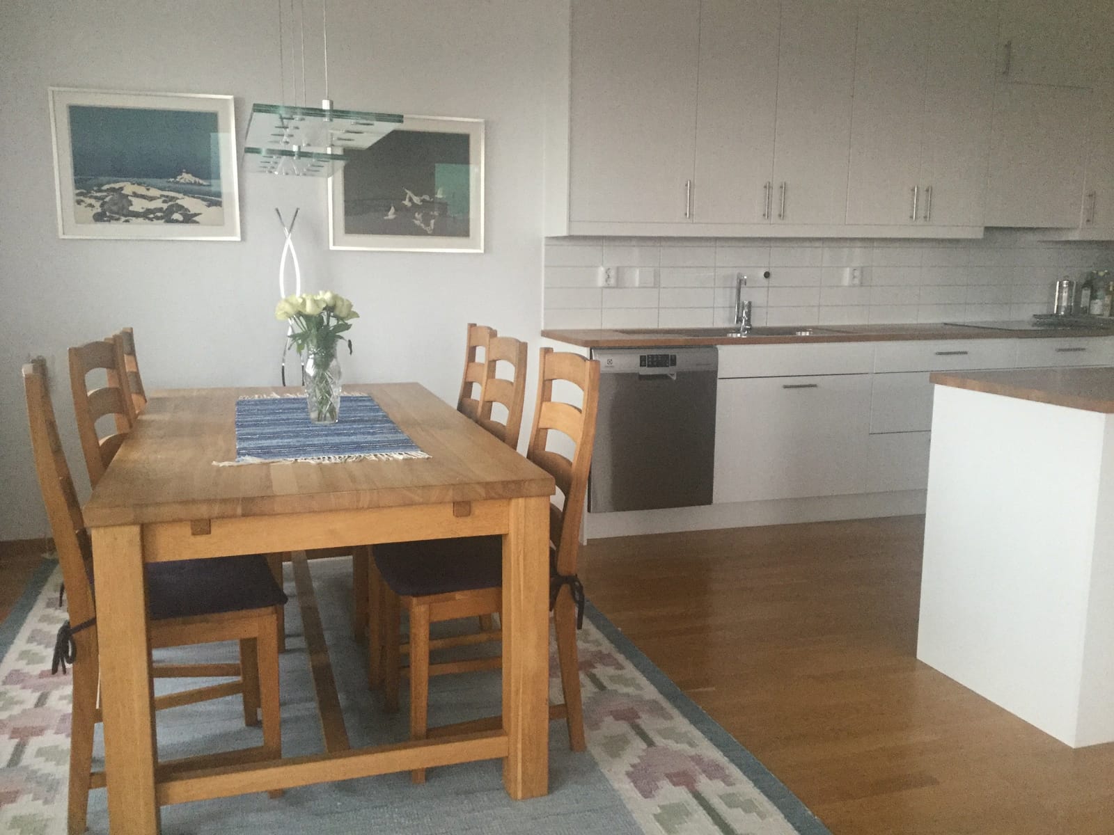 Lägenhet, 3 rooms, 115 sqm, Handen