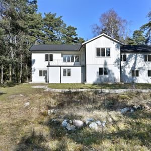 Villa/Hus, 9 rooms, 238 sqm, Skå