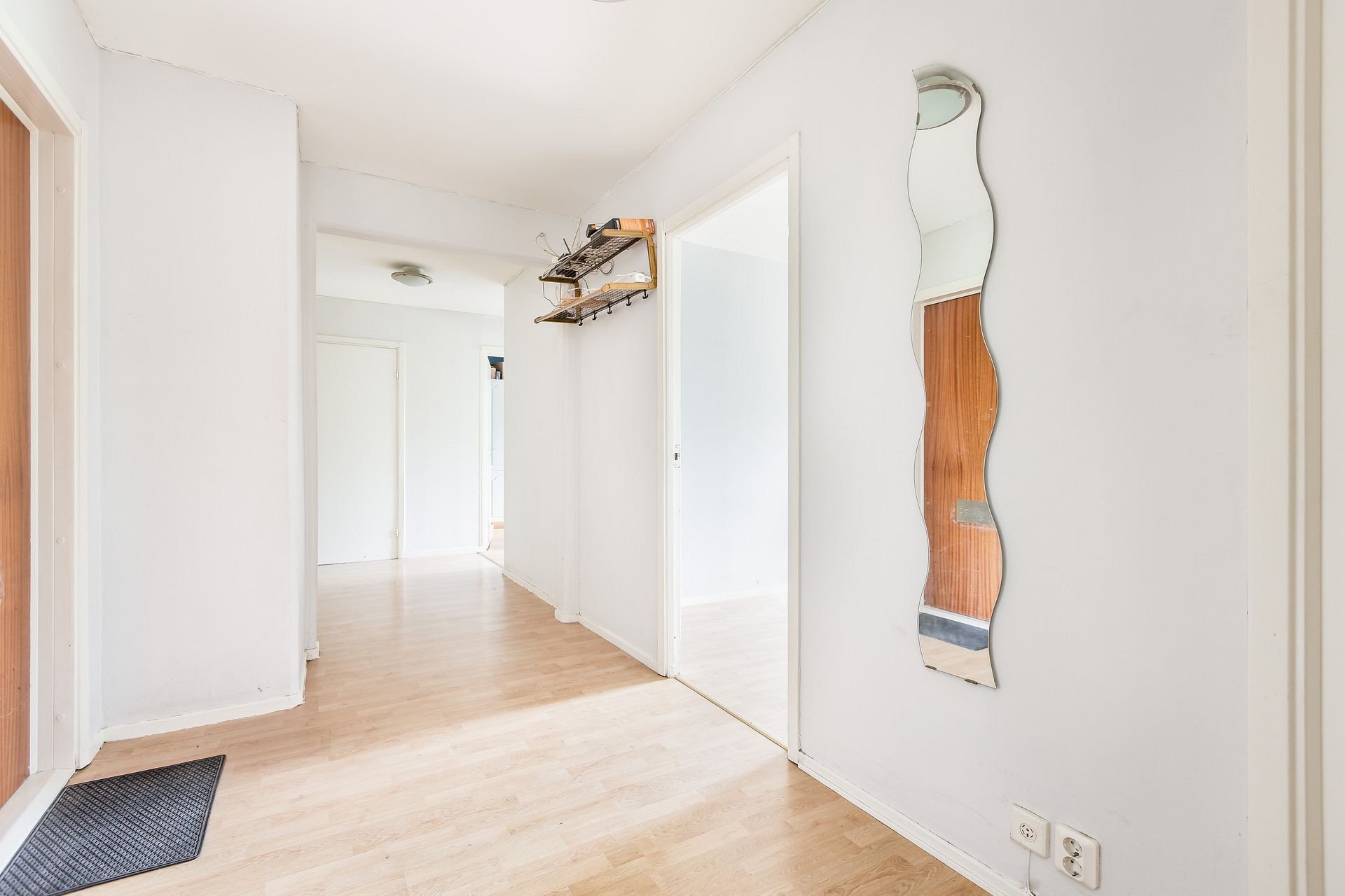 Lägenhet, 1 rooms, 8 sqm, Huddinge – Huddinge