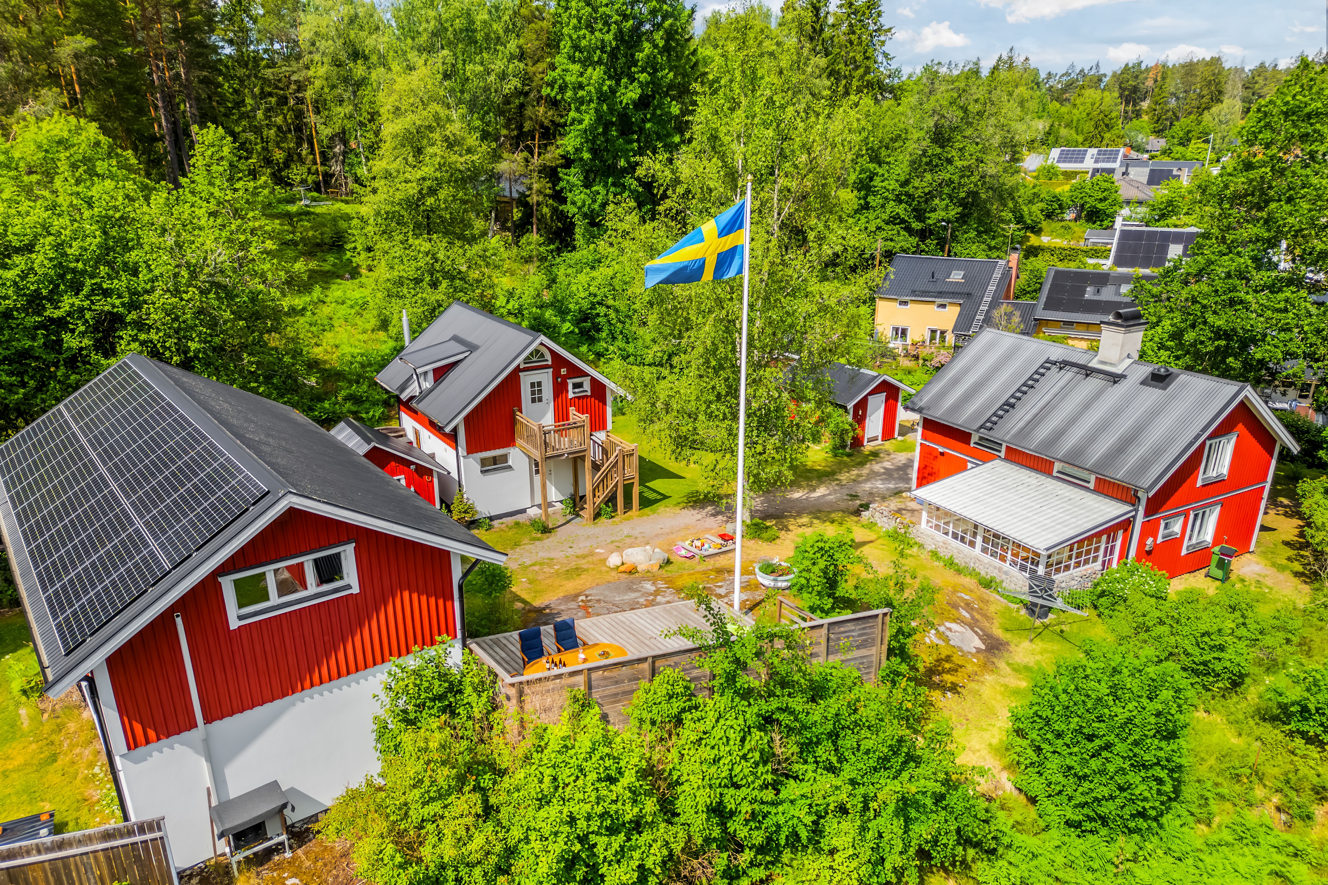 Villa/Hus, 8 rooms, 200 sqm, Handen – Handen