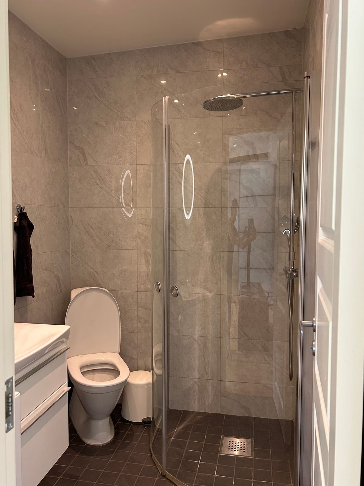 2 rok · 40 m² i Tullinge – bild 5