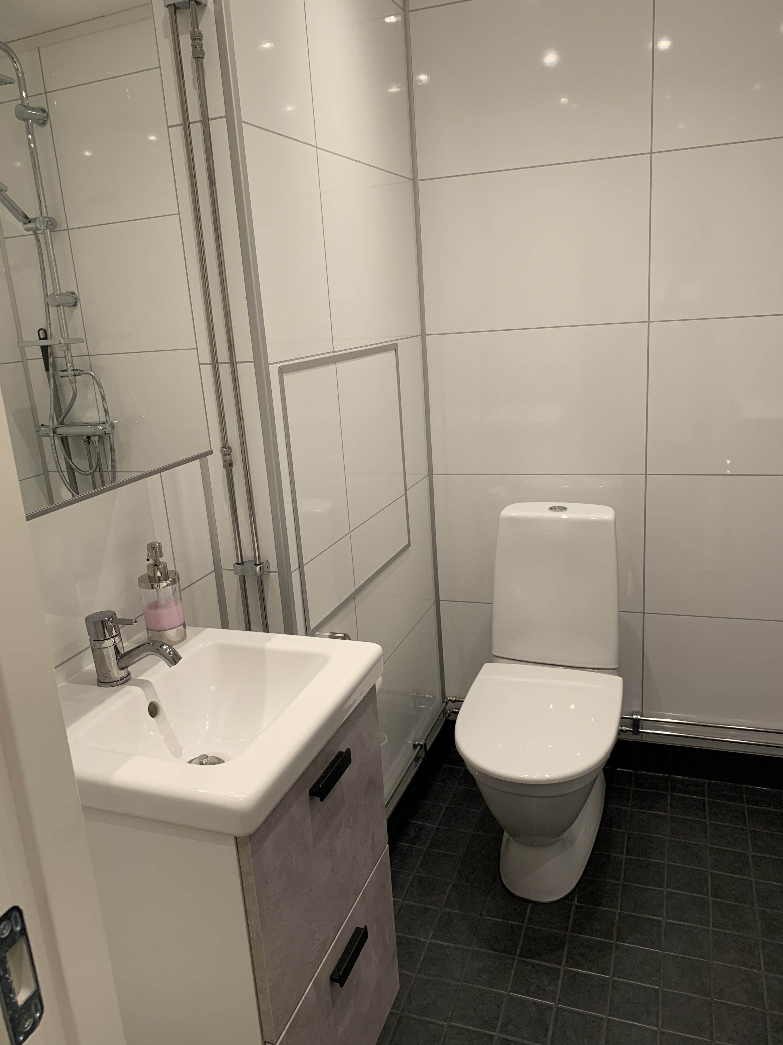 Lägenhet, 1 rooms, 30 sqm, Handen – bild 4