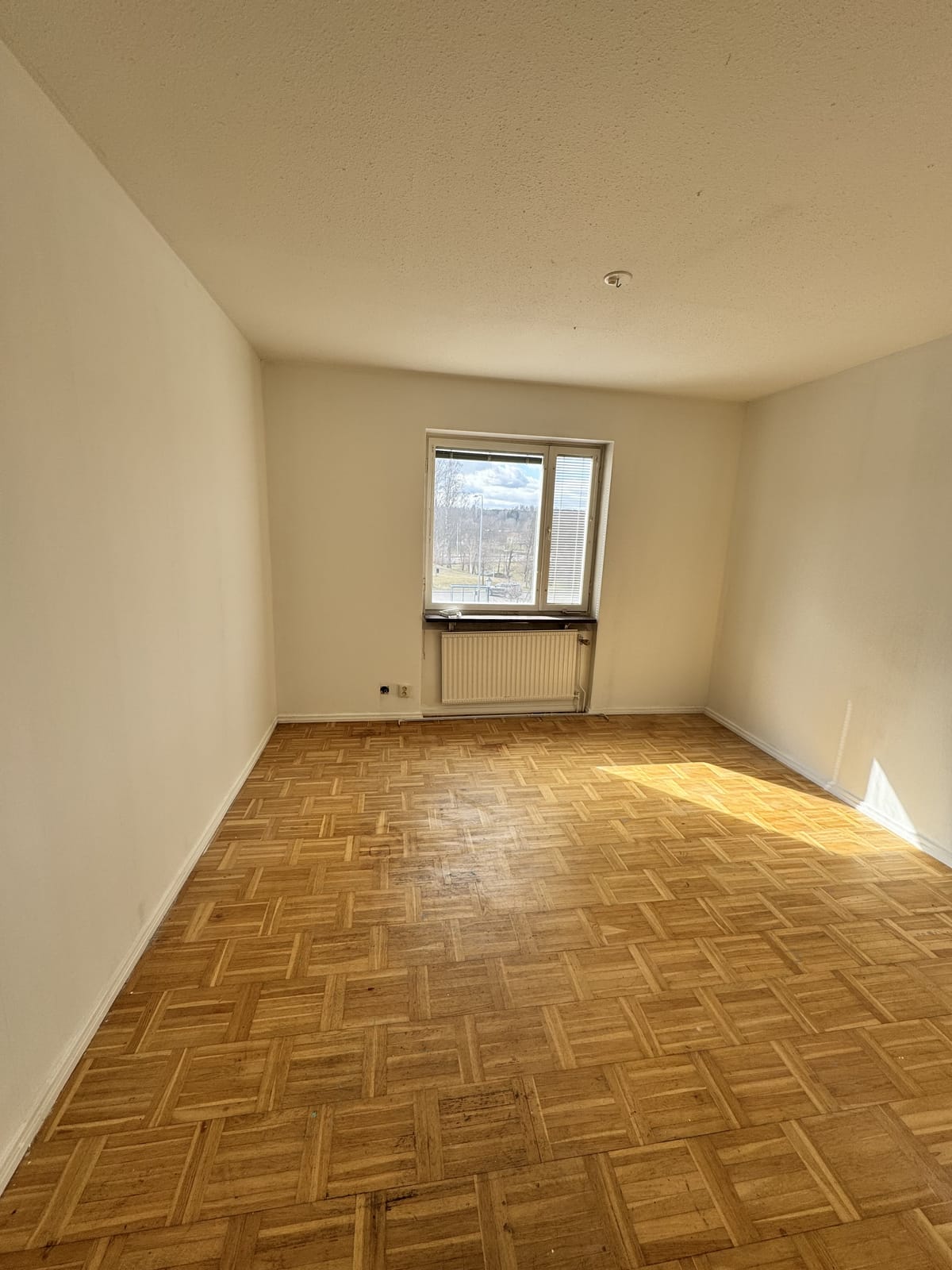 Lägenhet, 3 rooms, 78 sqm, Kolsva