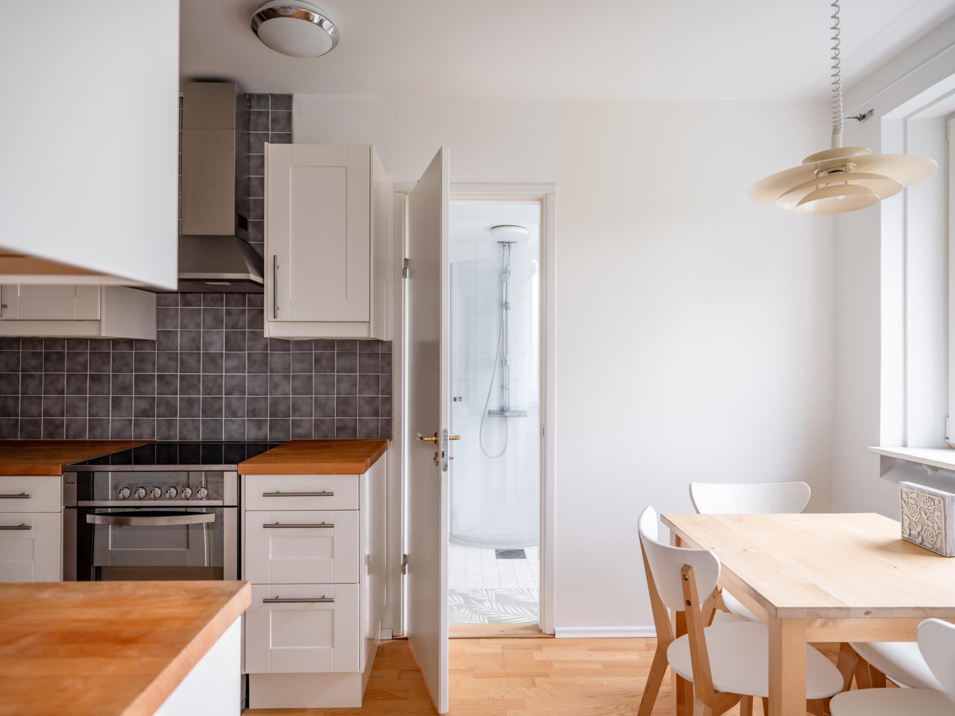3 rok · 77 m² i Upplands Väsby – bild 3