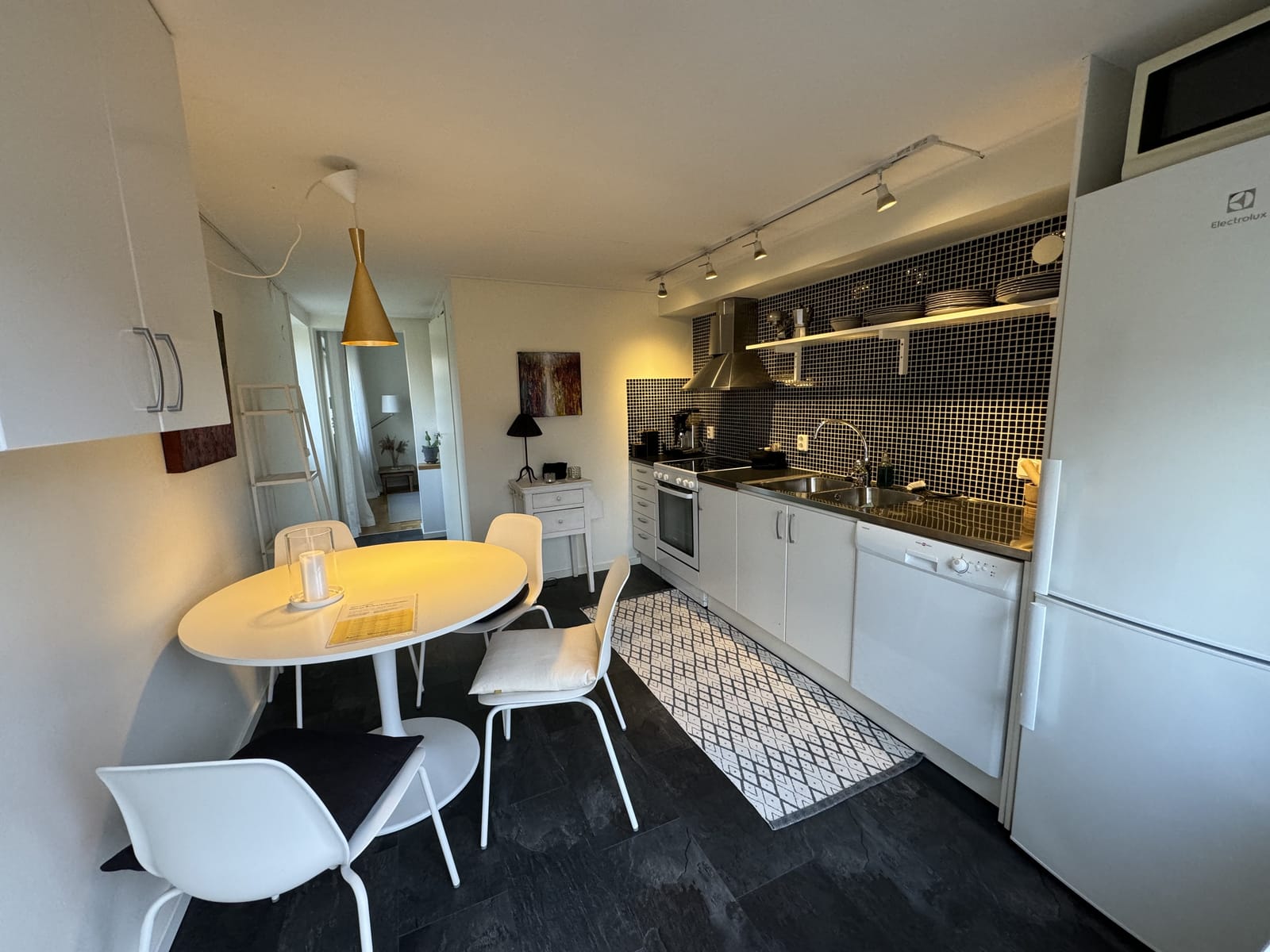 Lägenhet, 1 rooms, 35 sqm, Hovås