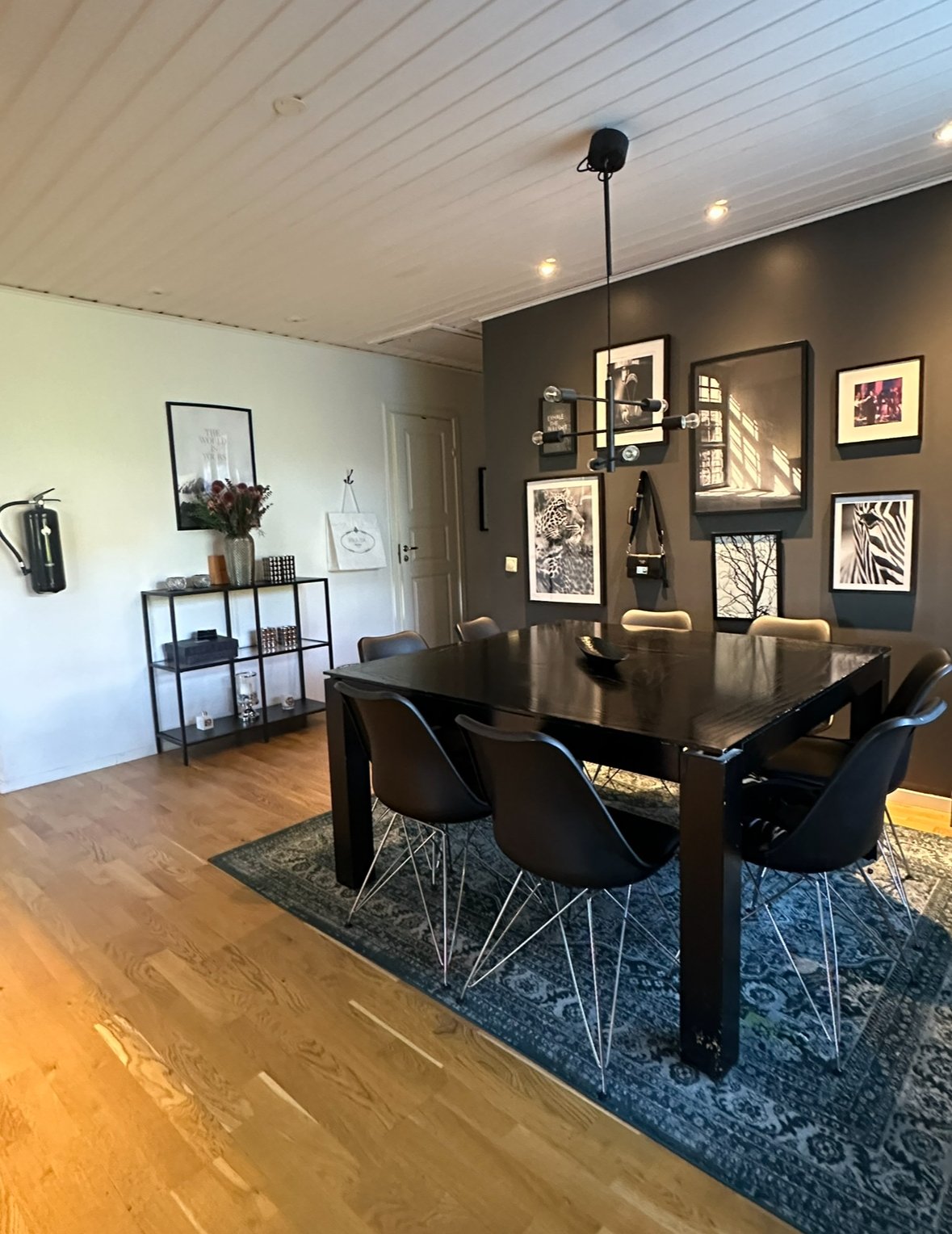 Villa/Hus, 8 rooms, 256 sqm, Västerås