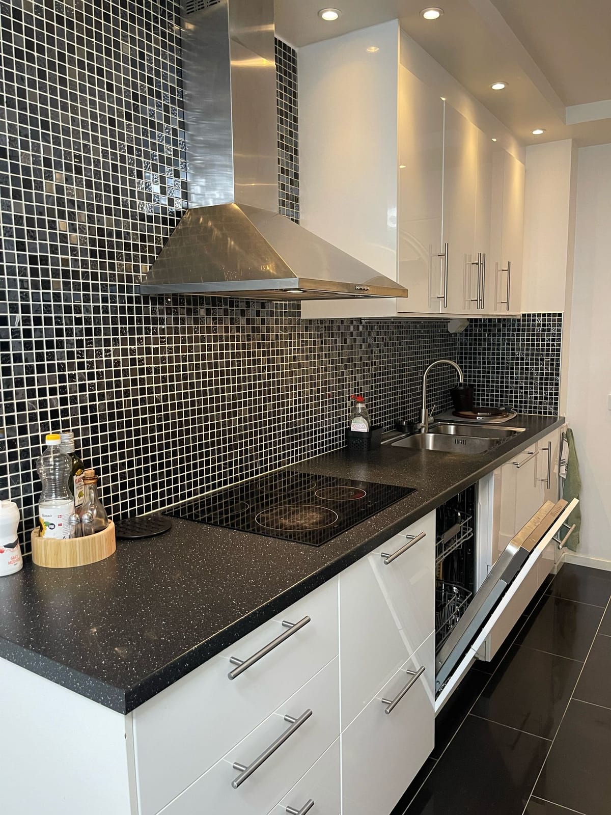 4 rok · 98 m² i Huddinge – bild 7