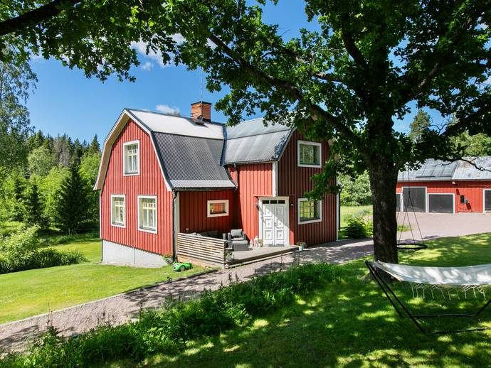 7 rok · 225 m² · Toretorpsvägen 6