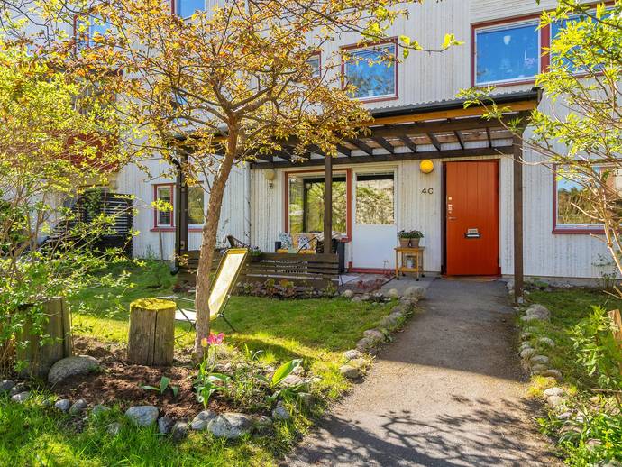 2 rok · 76,5 m² · Pråmvägen 4C
