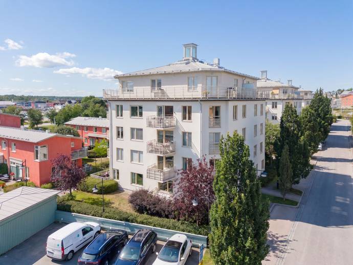 2 rok · 63 m² · ÖSTERSKÄRSVÄGEN 8