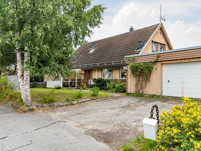 4 rok · 153 m² · Smedjevägen 4