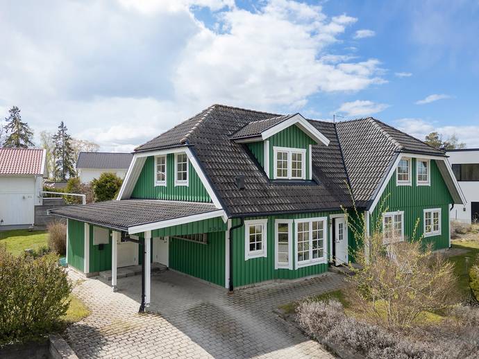 8 rok · 220 m² · Ekvägen 25B