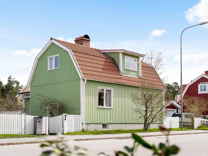7 rok · 102 m² · Riksrådsvägen 7