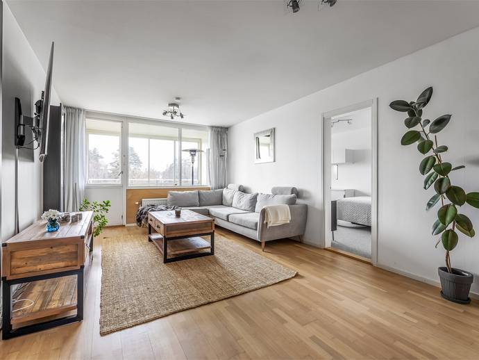 4 rok · 104 m² · Vallavägen 109