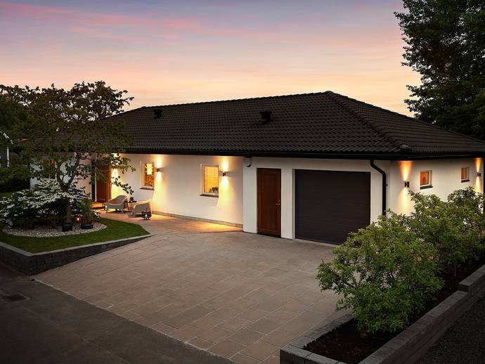 6 rok · 184 m² · Domarevägen 17