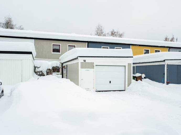 5 rok · 140 m² · Skogsgläntan 18
