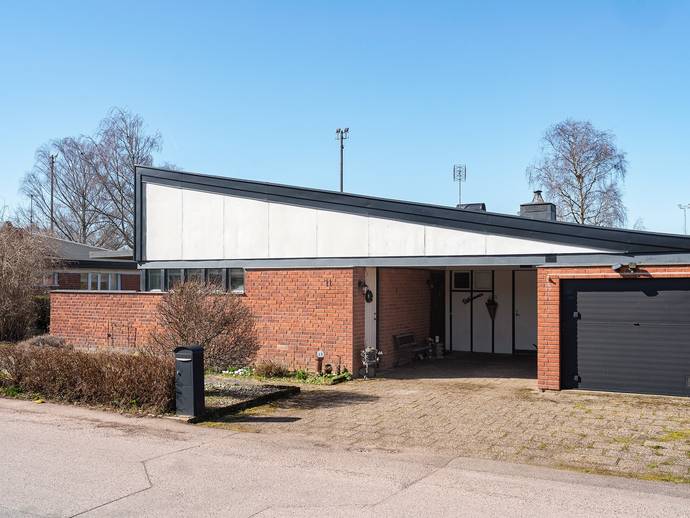 150 m² · Villagatan 11