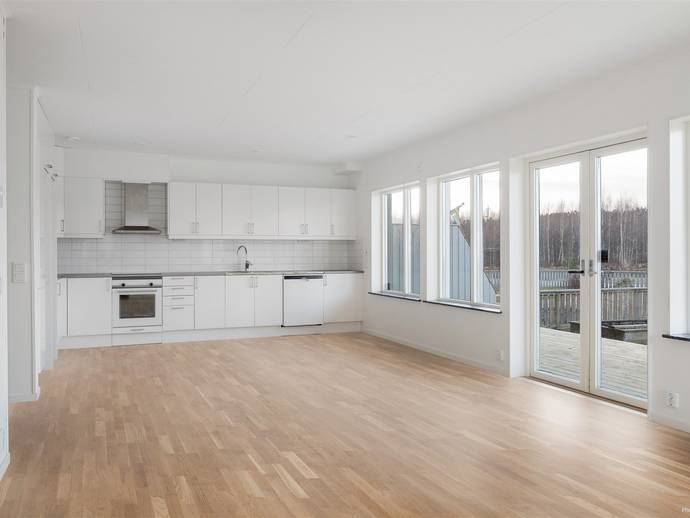 3 rok · 83 m² · Skogaholmsvägen 53 A