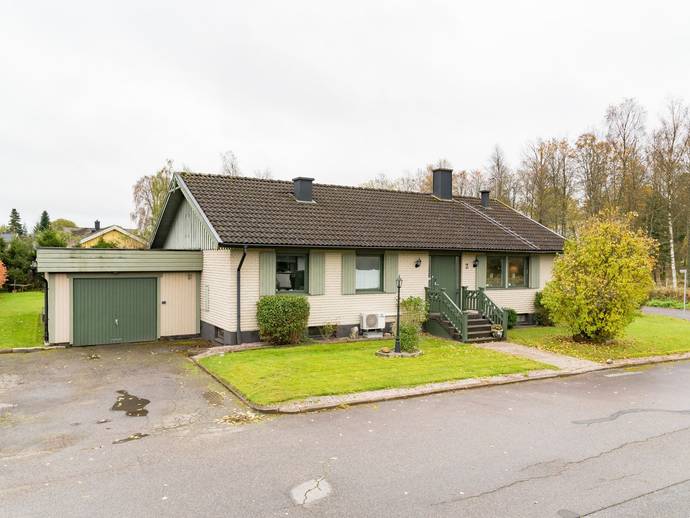 7 rok · 105 m² · Kyndelvägen 2