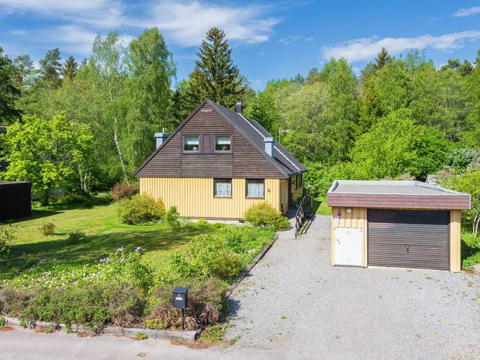 6 rok · 147 m² · Skogsklockevägen 6