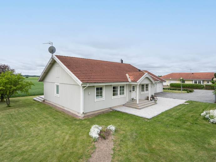 6 rok · 165 m² · Kättsta 13
