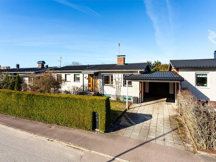6 rok · 90 m² · Slånbärsstigen 13