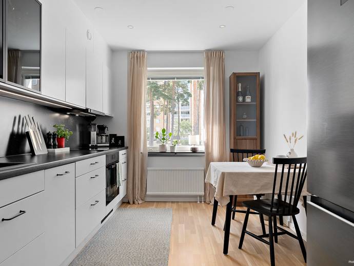 1 rok · 40,7 m² · Torget 9