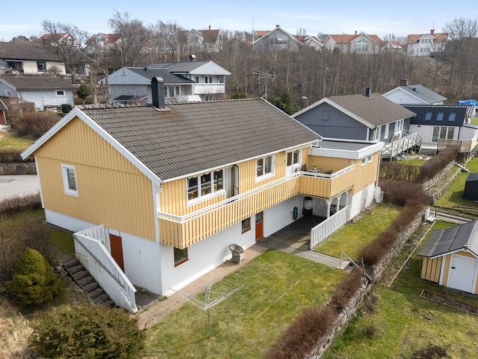 4 rok · 103 m² · Prästkragevägen 6