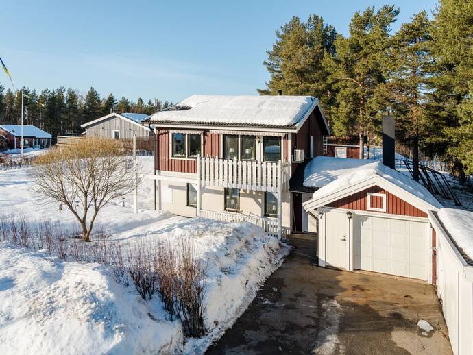 6 rok · 127 m² · Flintavägen 7
