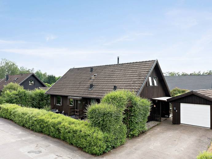 5 rok · 142 m² · Furuvägen 18