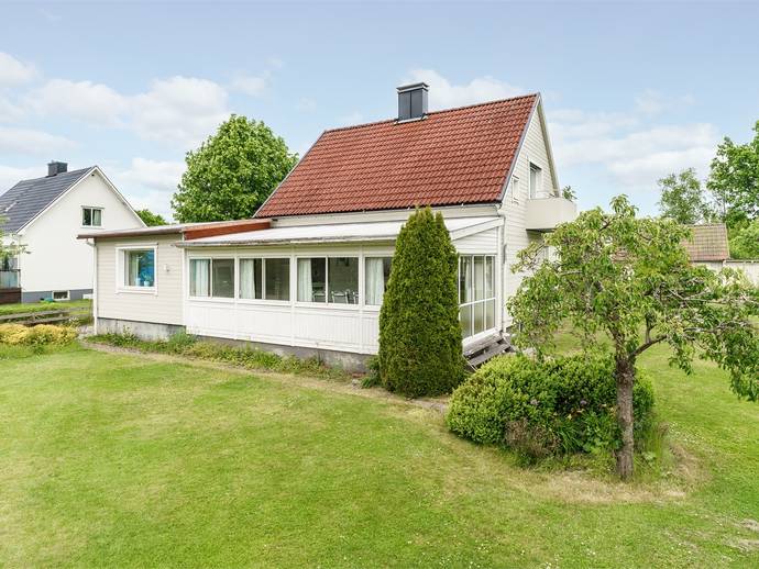 7 rok · 129 m² · Hallarydsvägen 17