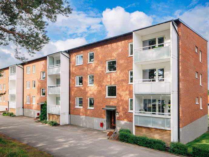 3 rok · 73,5 m² · Drottning kristinas väg 75
