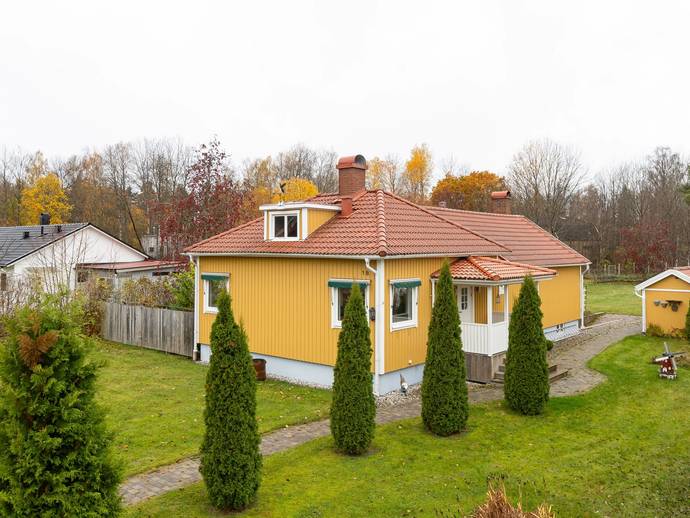 3 rok · 90 m² · Björkvägen 18