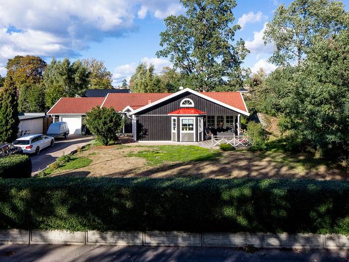6 rok · 161 m² · Kvarnvägen 25