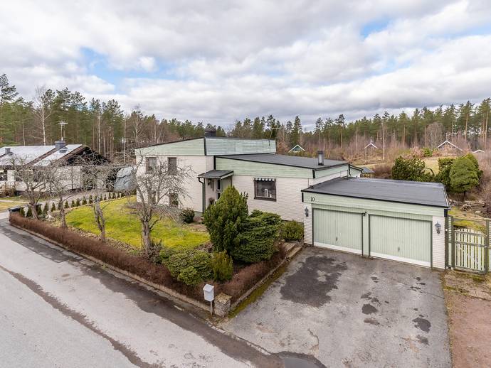 6 rok · 104 m² · Lönnvägen 10