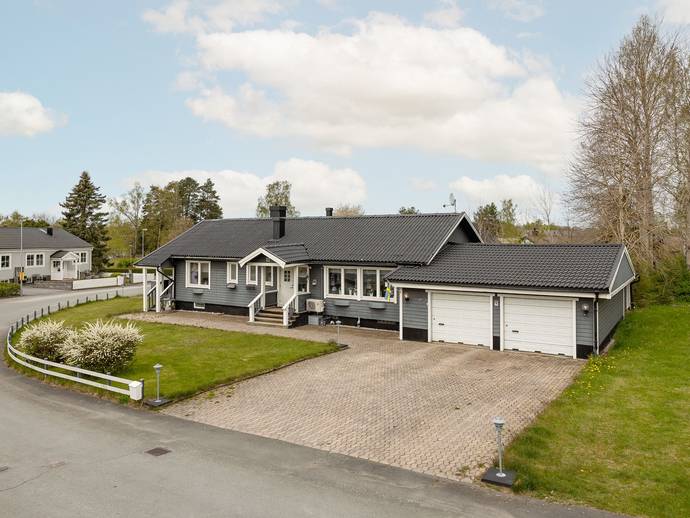 7 rok · 115 m² · Prästkragevägen 12