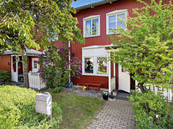 4 rok · 101 m² · Väringavägen 13 B