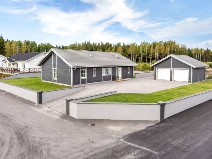 6 rok · 125 m² · Aslögsgatan 2