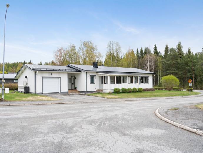 4 rok · 117 m² · Snickarvägen 27