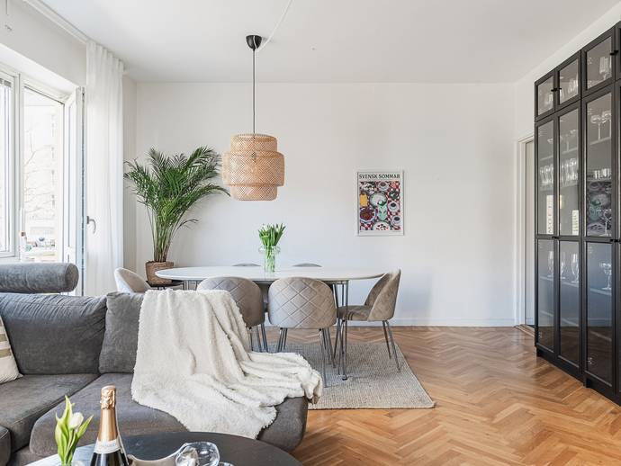 2 rok · 61 m² · Örsholmsgången 8A