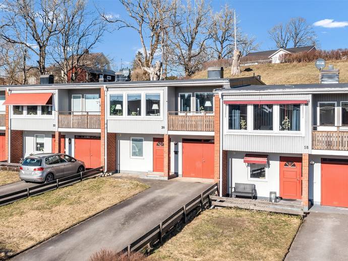 4 rok · 102 m² · Radhusvägen 20