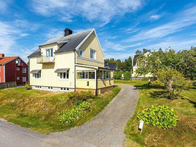 5 rok · 136 m² · Ängsgatan 9