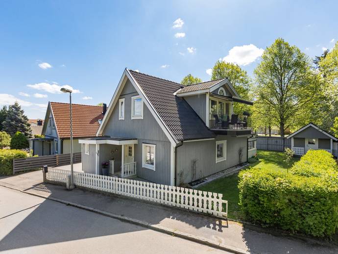 5 rok · 157 m² · Gäddvägen 13