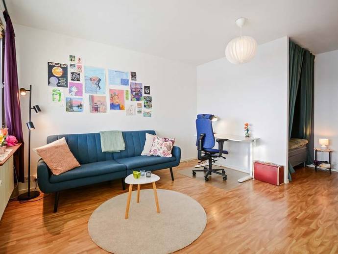 1 rok · 42,5 m² · Dübengatan 33 A
