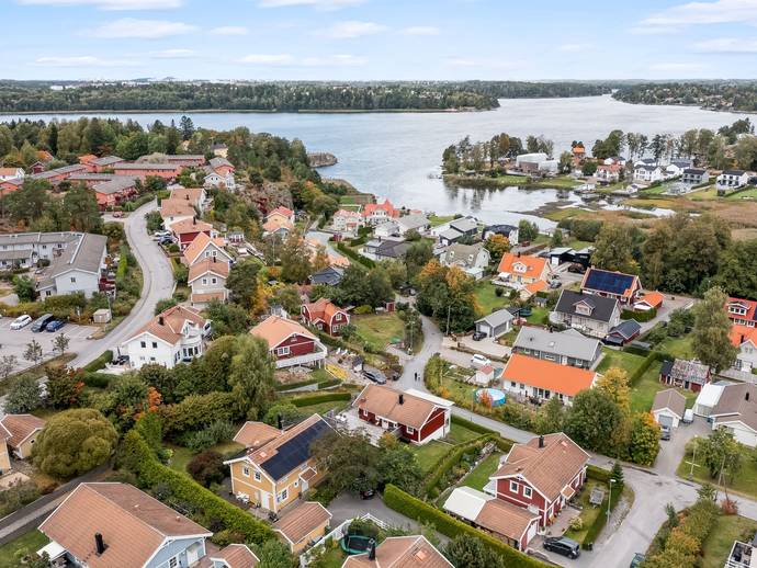 6 rok · 138 m² · Västra Strandvägen 22B