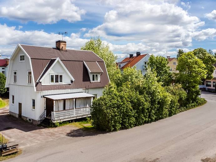 6 rok · 176 m² · Stationsvägen 2P