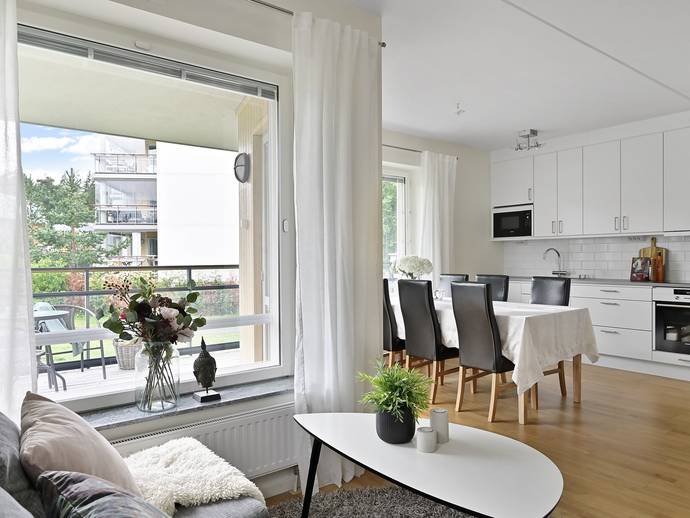1 rok · 42 m² · Anemonvägen 38