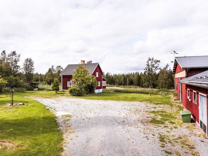 4 rok · 193 m² · Båtpers 18