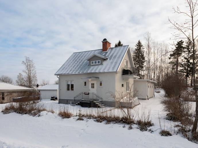 6 rok · 105 m² · Björkbackavägen 15