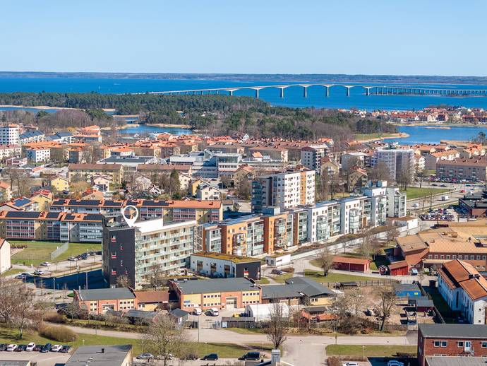 1 rok · 35 m² · Erik Dahlbergs väg 29